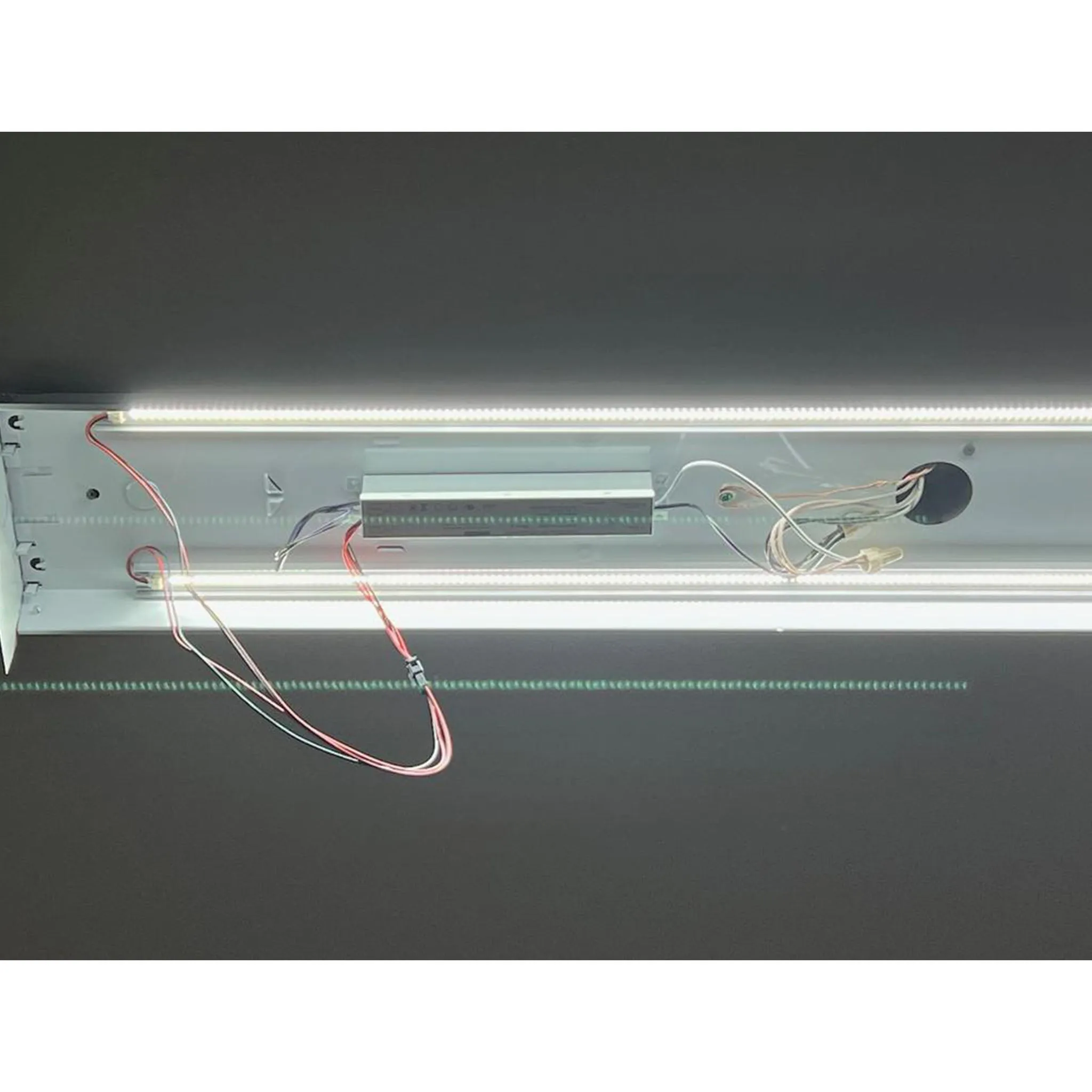 4 Foot LED Magnetic Strip Retrofit Kit for Linear Fixtures, 60W, 120-277V, 5000K