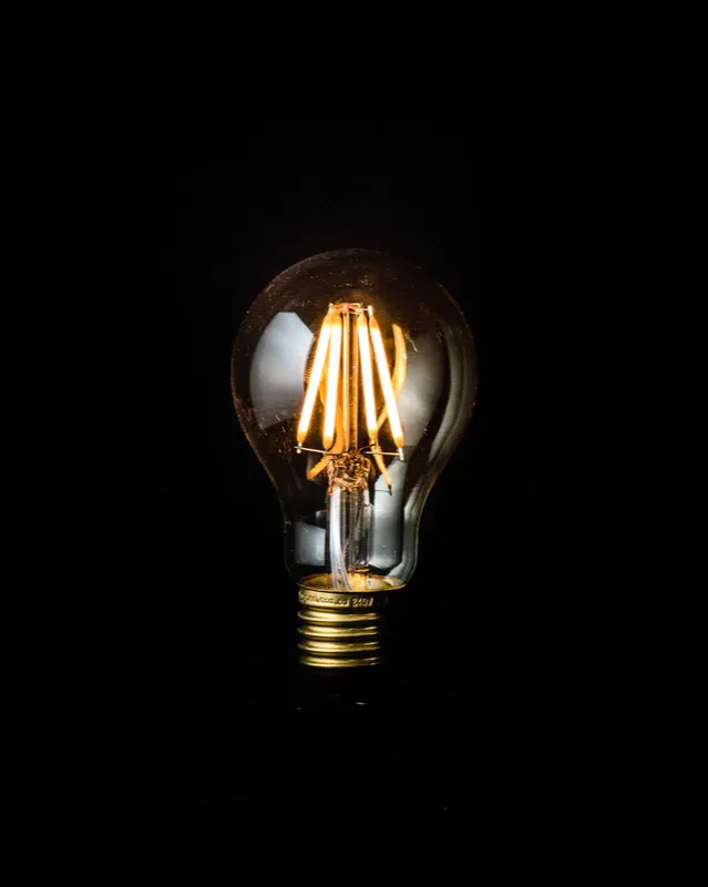 Dimmable E27 LED | A60 | 6W | 2200K