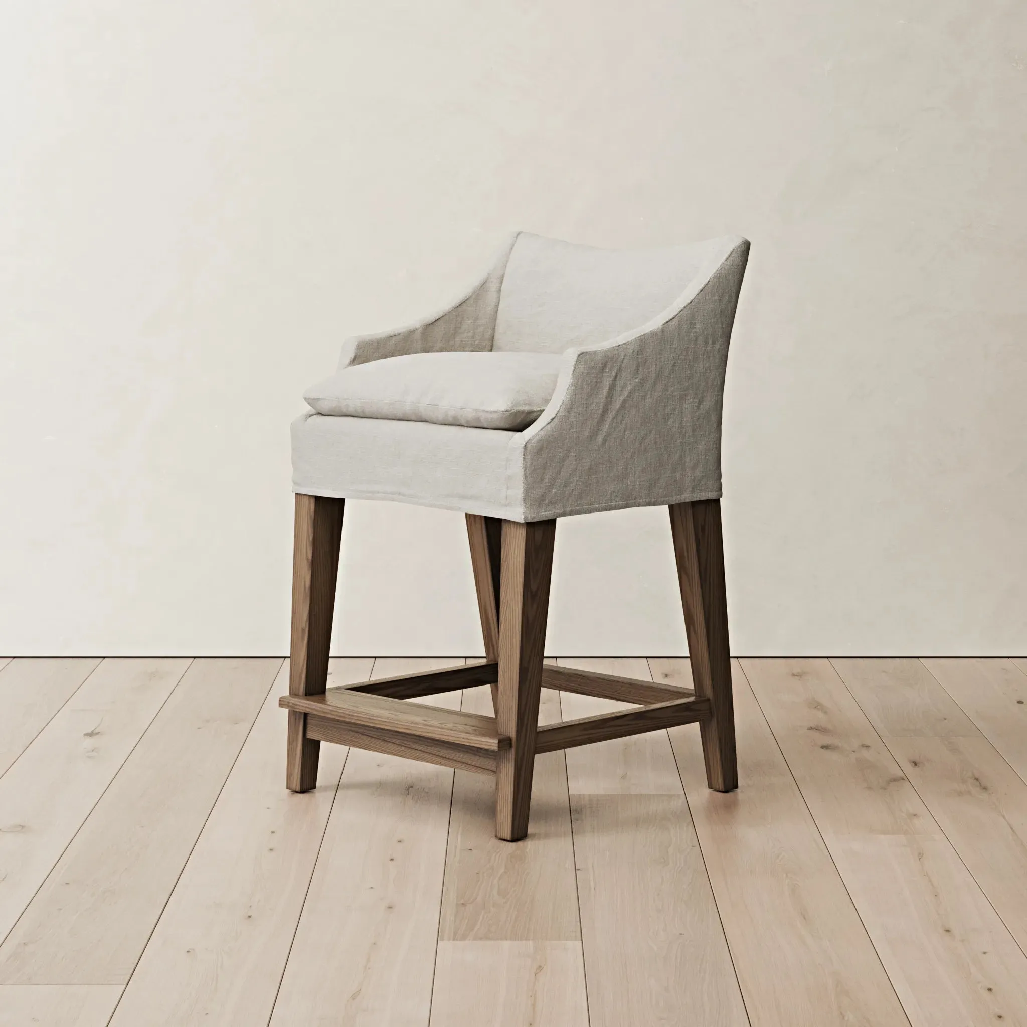 Dylan Stool