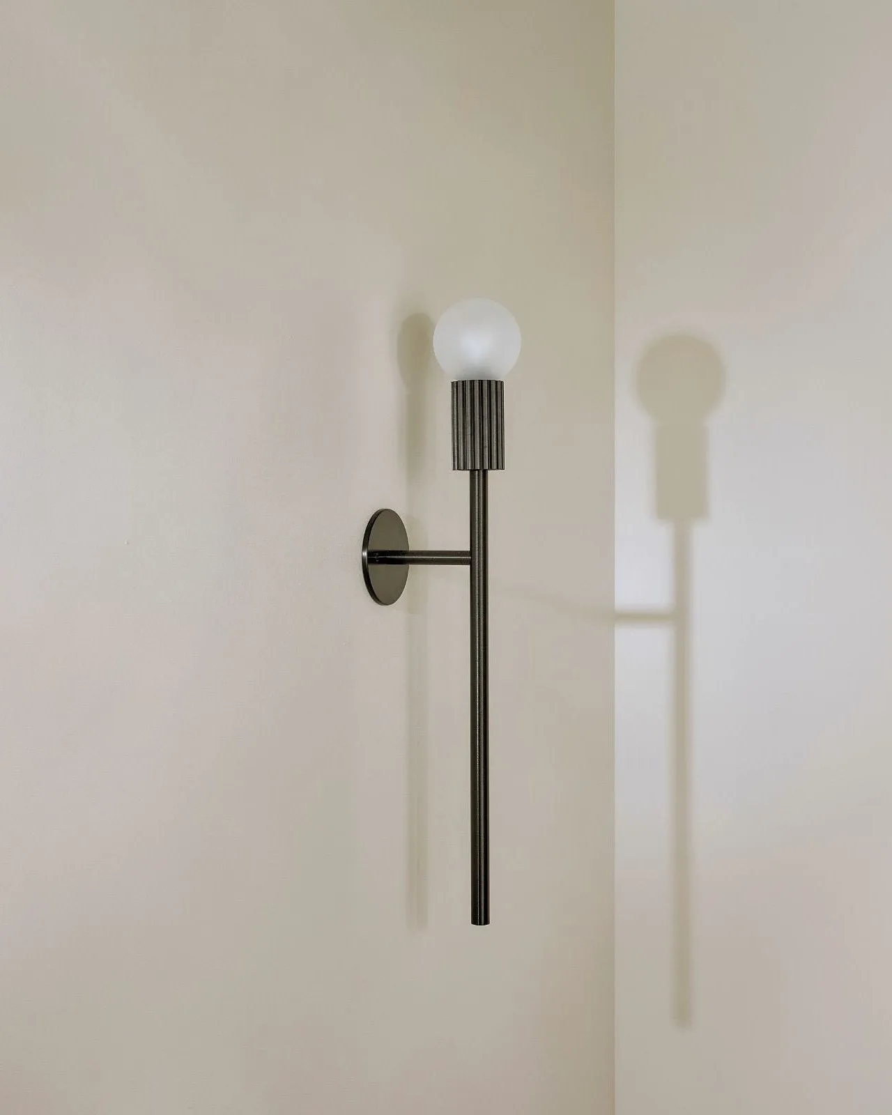 Fluted Brushed Black Wall Light | Attalos