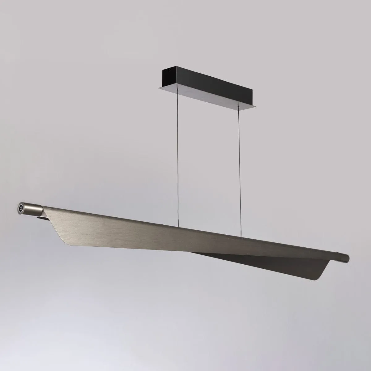 JAQUE ADJUSTABLE LINEAR PENDANT LIGHT