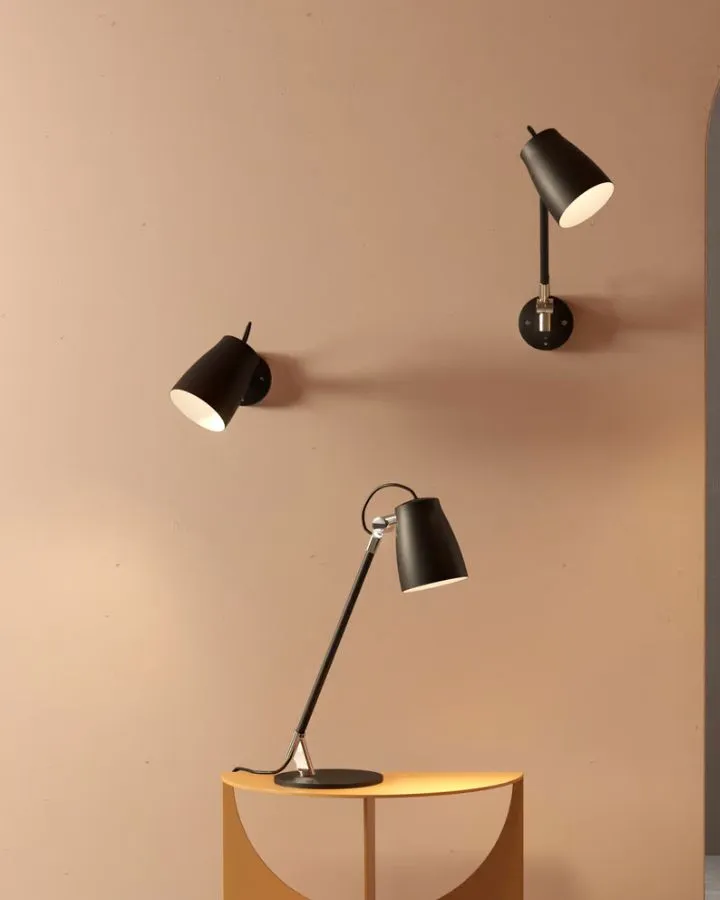 Modern Adjustable Metallic Wall Light