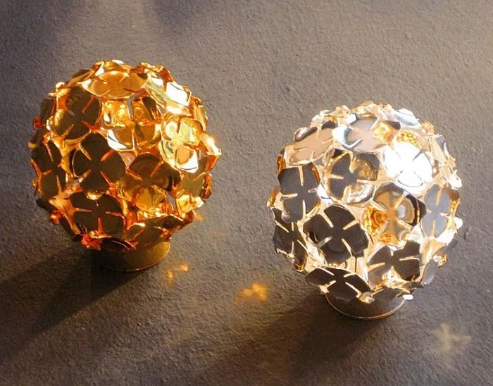 Ortenzia  Led Table Lamp With Gold-Plated Petals By Terzani