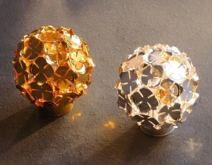 Ortenzia  Led Table Lamp With Gold-Plated Petals By Terzani