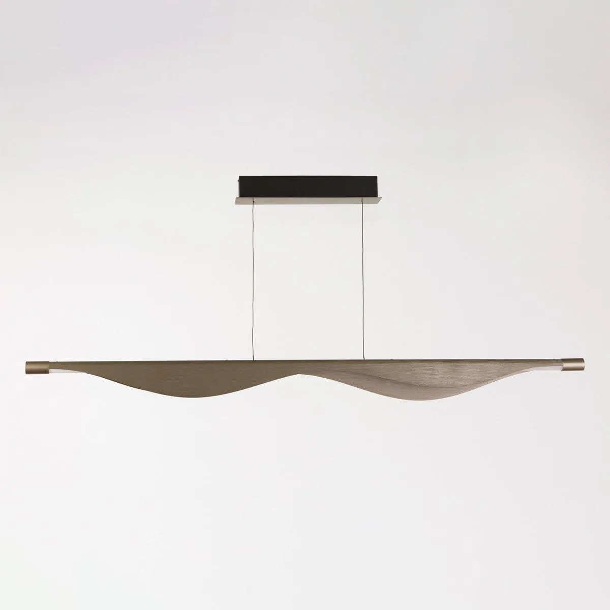RIAN LINEAR PENDANT LIGHT