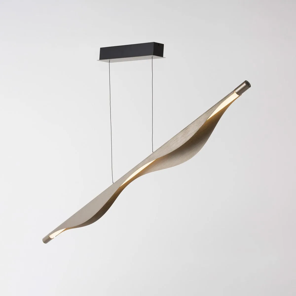 RIAN LINEAR PENDANT LIGHT