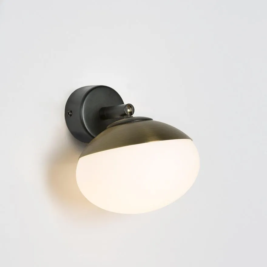 STALK LED WALL LIGHT