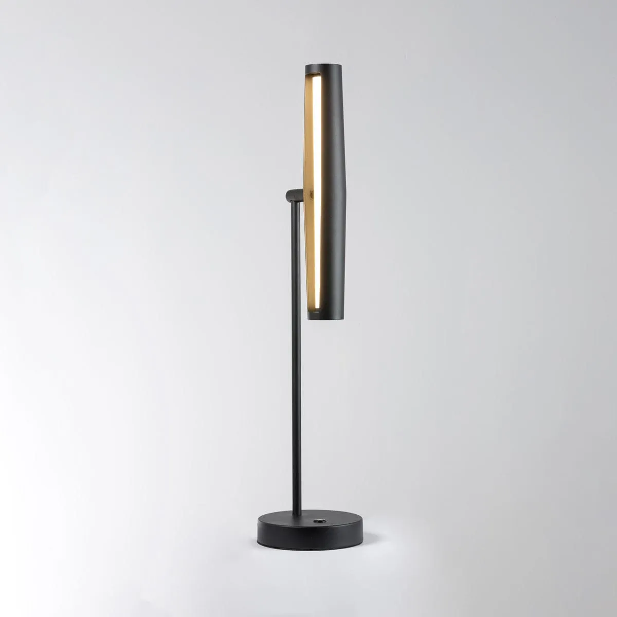 YONA TABLE LAMP